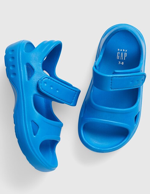Sandalias GAP para niño en Liverpool