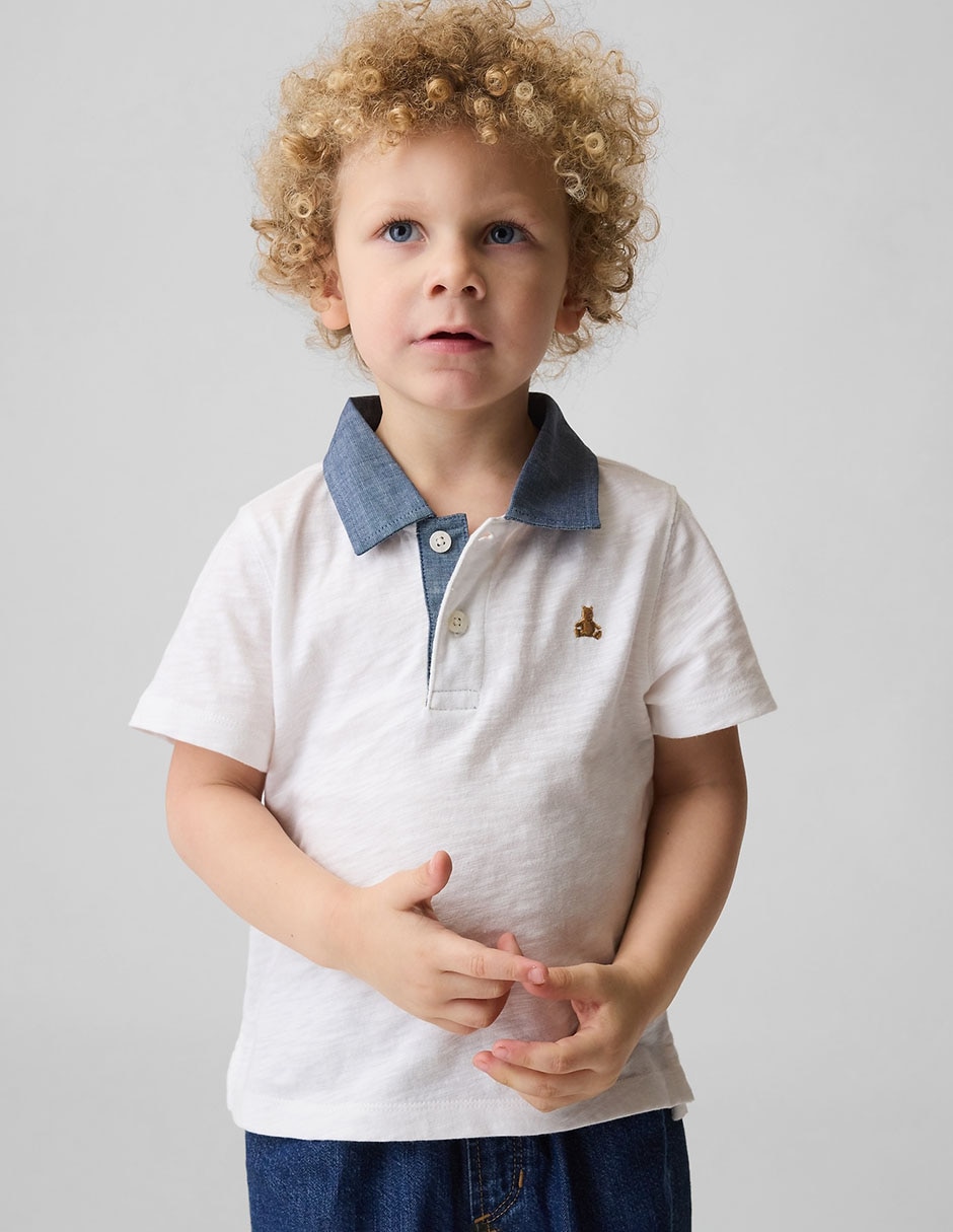 Playera tipo polo de algodón para niño